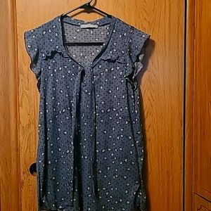 Robin's Nest size xl blue chick patterned shirt